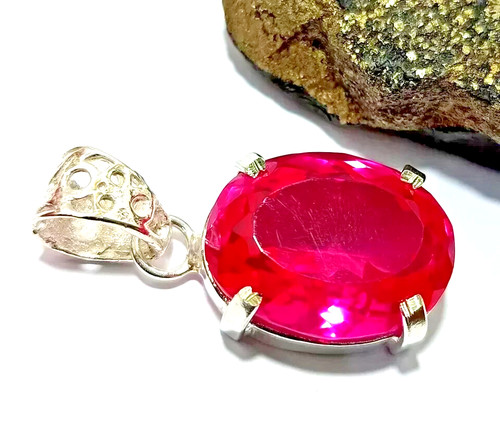 Natural pink sapphire - 26,